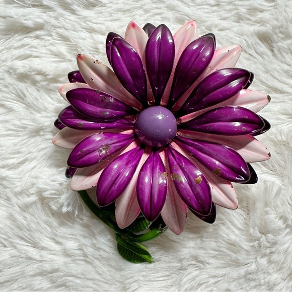 Vintage Jewelry - Vintage Mod Enamel Purple Pink Flower Brooch
